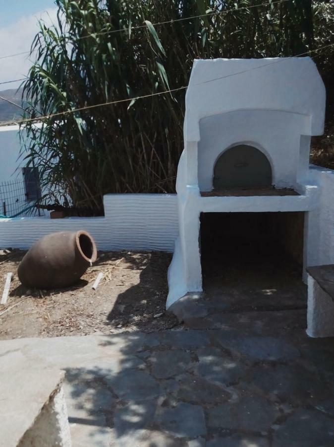 70M2 Neoclassic Villa, Excellent Location Great View Last House Of Village Kalloni  Exterior photo